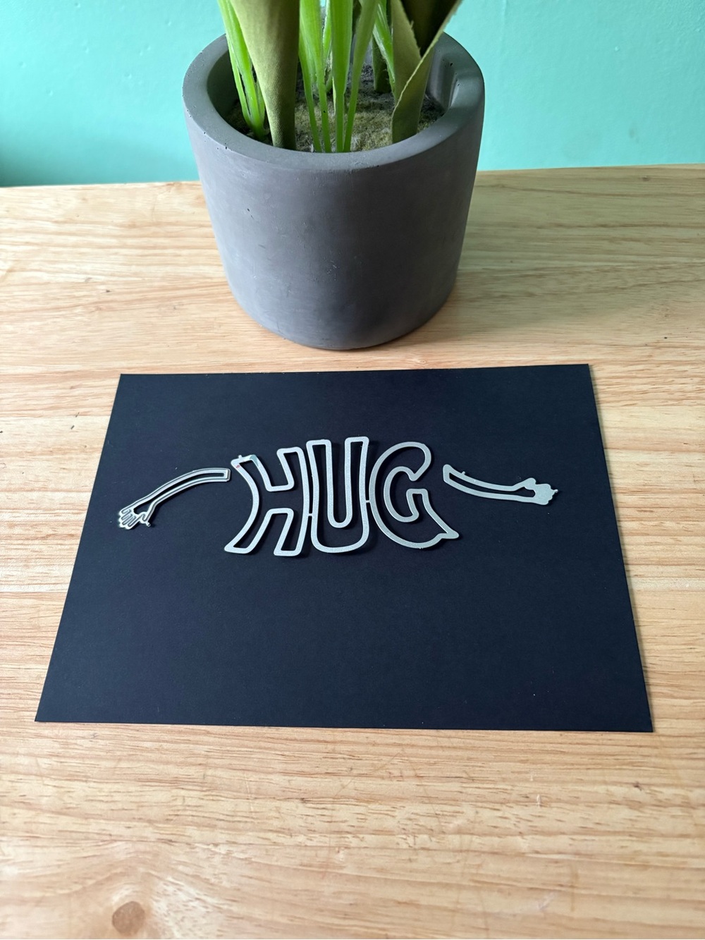 Metal 'HUG' Decorative Word Art - Silver Die Cut